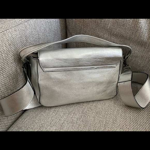 Sliver Bag - Picture 2 of 2